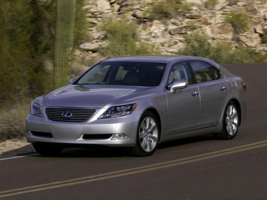  Lexus LS600h L 2007 года  (фото 219 из 224)